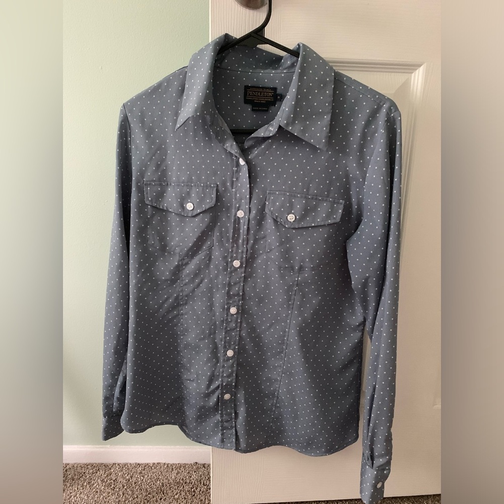 Ladies Pendleton Button Down - SIZE 6